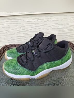 Size 8.5- Air Jordan 11 Retro Low 2014 Snakeskin Green EUC!